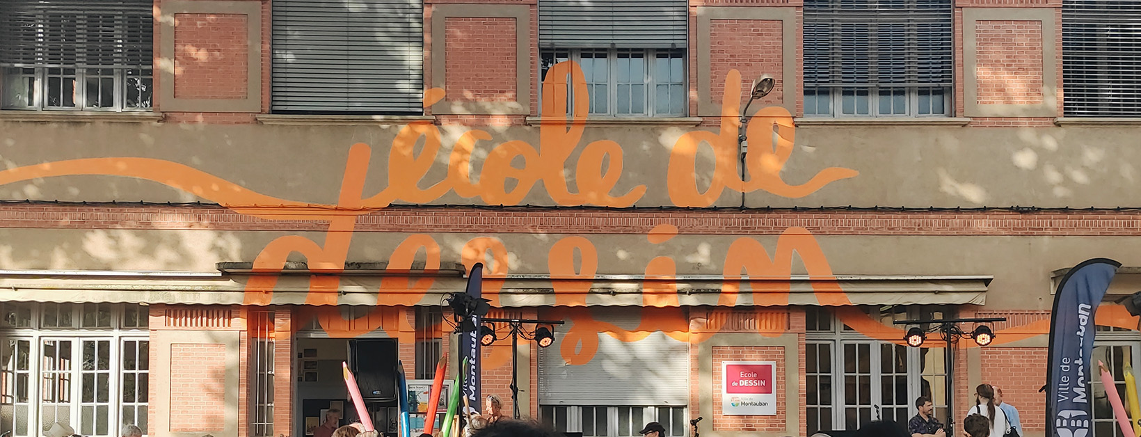 Atelier participatif : réalisation d'une fresque avec les élèves de l'école de Carreyrat