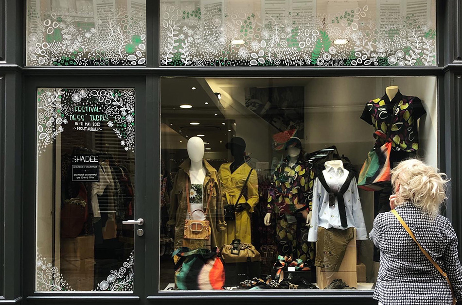 Décoration d'une vitrine pour les festival Dessingres à Montauban